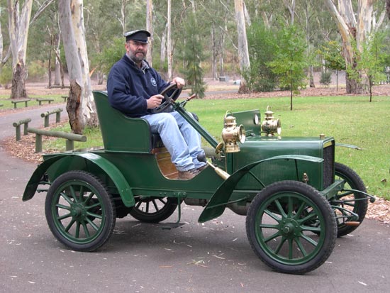 1905 Rover car